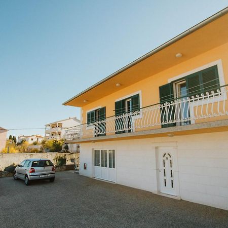 Apartments With A Parking Space Marina, Trogir - 11554 Esterno foto