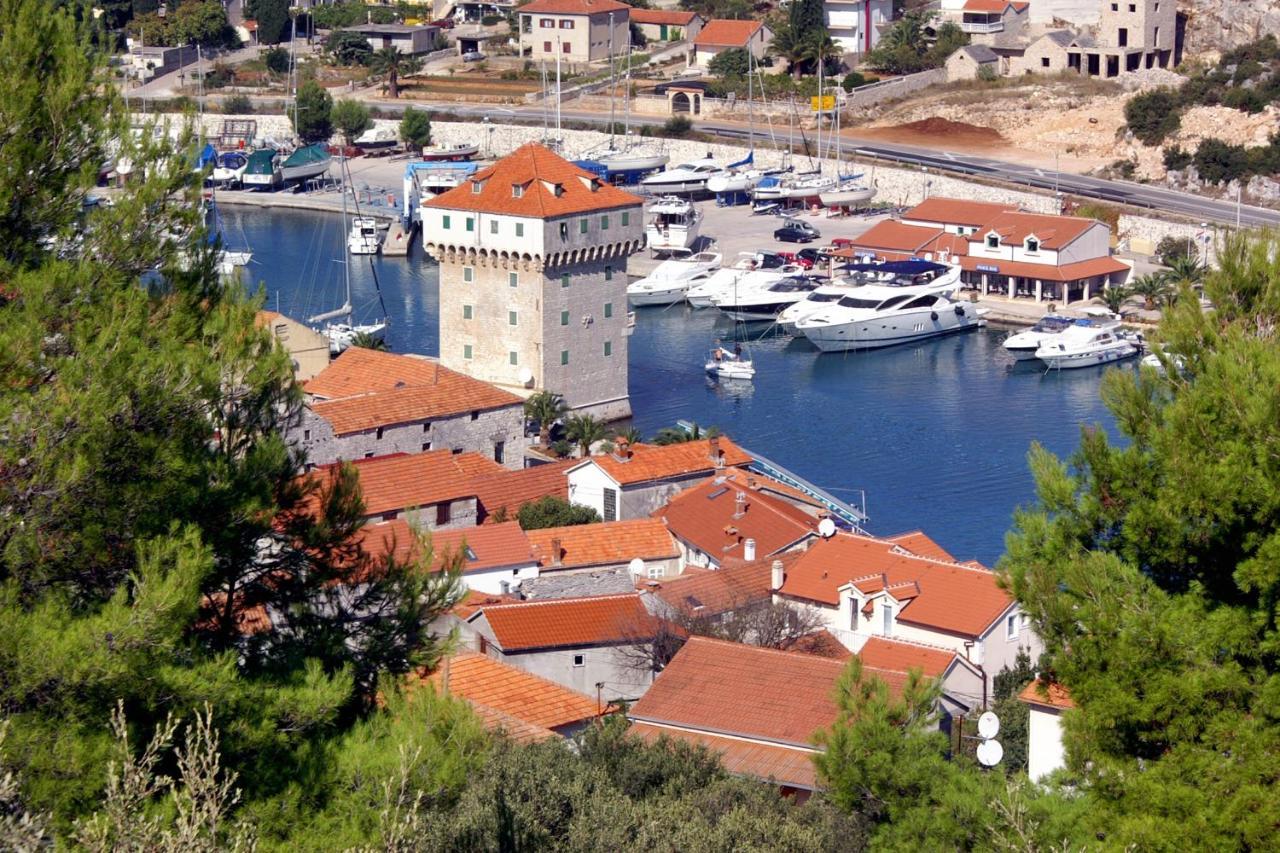 Apartments With A Parking Space Marina, Trogir - 11554 Esterno foto